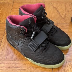 Air Yeezy 2 Solar Red